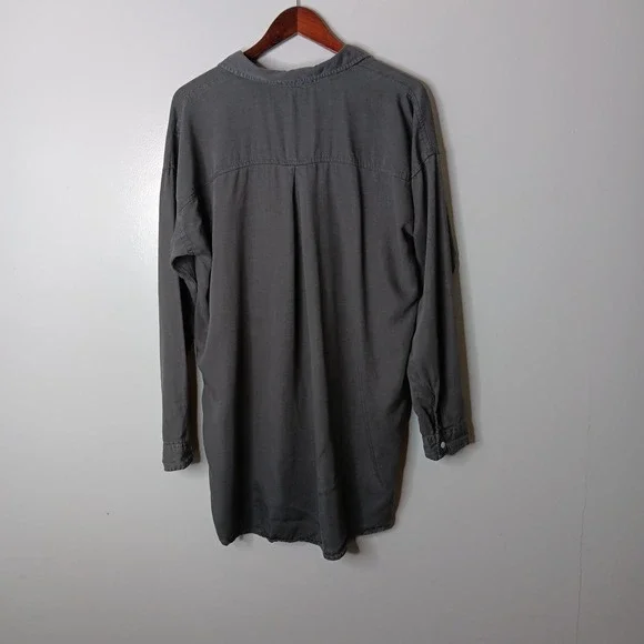 Carly Jeans Button-Up Shirt Womens Size L Charcoal Oversized Pockets Long Sleeve - Picture 7 of 8